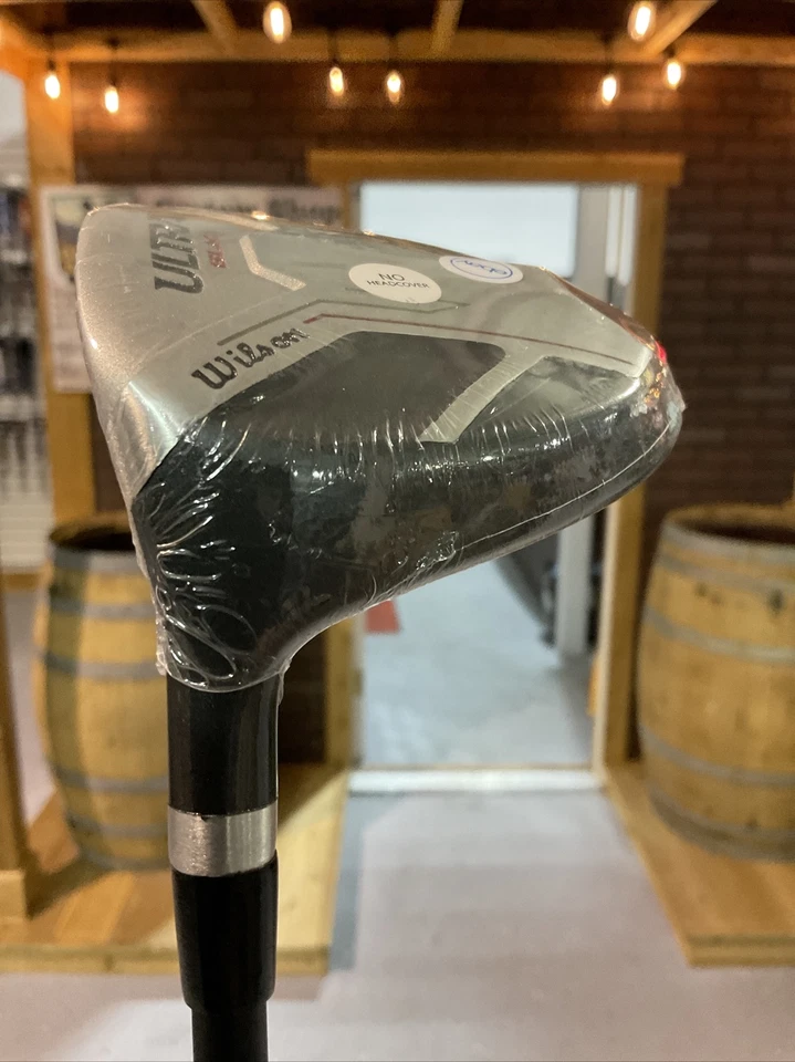 Wilson Ultra BLK #3 Fairway Wood Golf Club Seniors Flex Graphite Shaft MLH - Image 2 of 4