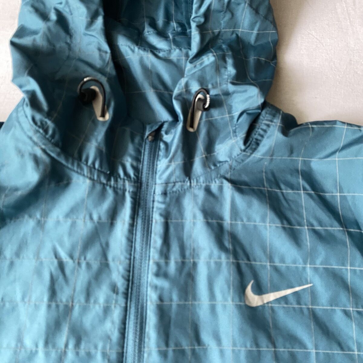 Nike Mens Flicker Flash 3M Hurricane Jacket Windbreaker Nike Mens Flicker Flash 3M Hurricane Jacket Windbreaker