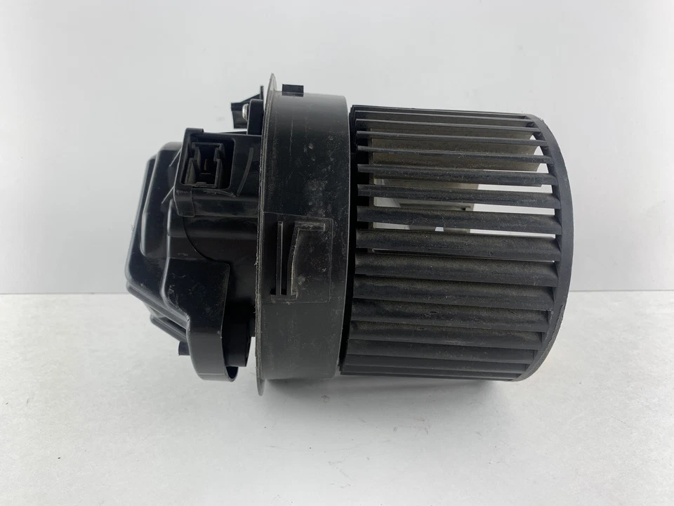 2013-2016 Nissan Sentra AC Heater Blower Motor Fan Assembly OEM - Image 3 of 4