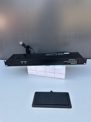 StarTech.com-RKPW081915, 8 Rear Outlet 1RU, Rack - Power/Surge 6'' Cord- 120V/15A