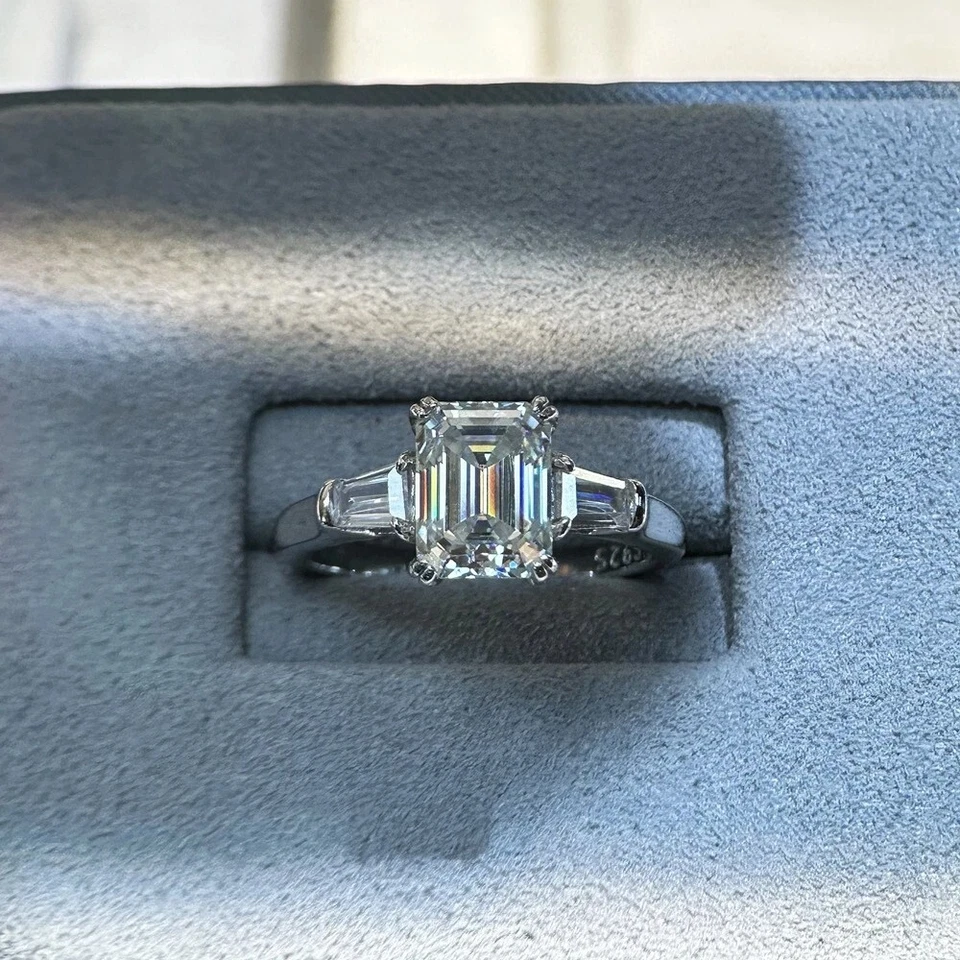 925 Silber Ring mit Moissanite Steinen Smaragdschliff Edel besteht Edelsteintest - Bild 2 von 4
