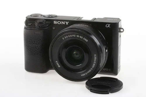SONY Alpha 6000 mit E PZ 16-50mm OSS - SNr: 3975755