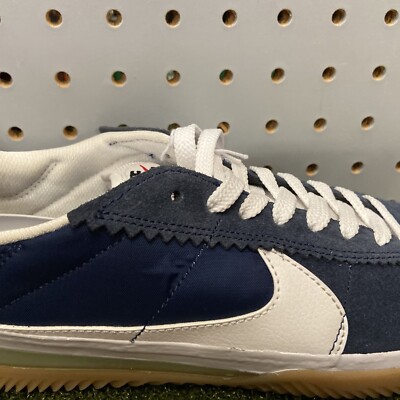 Nike MENS SB BRSB Skateboard Shoes Sneaker Suede Blue White  display picture 1