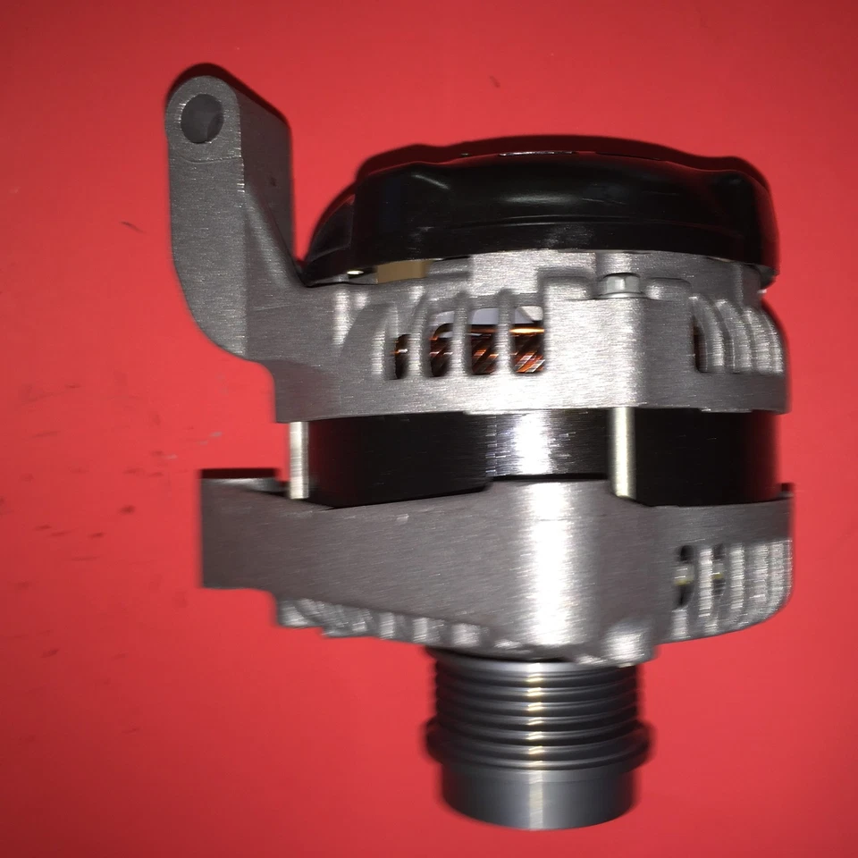 6-цилиндровые двигатели 2004 Chrysler Town & Country генератор 160 ампер со шкивом сцепления - Изображение 3 из 4