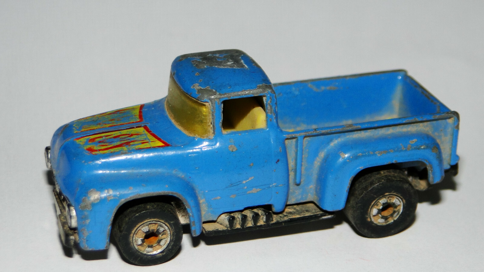 1973 Hot Wheels Ford Pickup Truck Basic Wheel w/motocycles - Blue