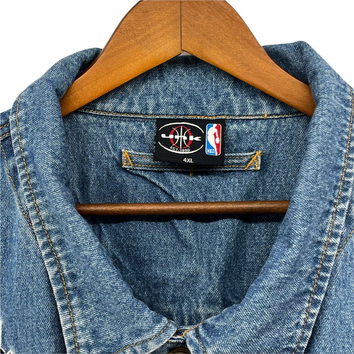 NBA UNK Denim Jacket 4X-Large Lakers Warriors Spurs Bulls NBA UNK Denim Jacket 4X-Large Lakers Warriors Spurs Bulls