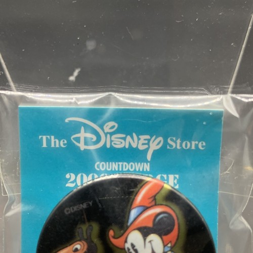 Rare Disney Mickey Mouse Countdown 2000 Badge Vintage 90s Button Badge Pin Japan - Picture 4 of 7