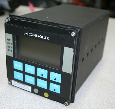 OMEGA ENGINEERING PHCN-90 or PHCN90  pH Controller (gf signet)