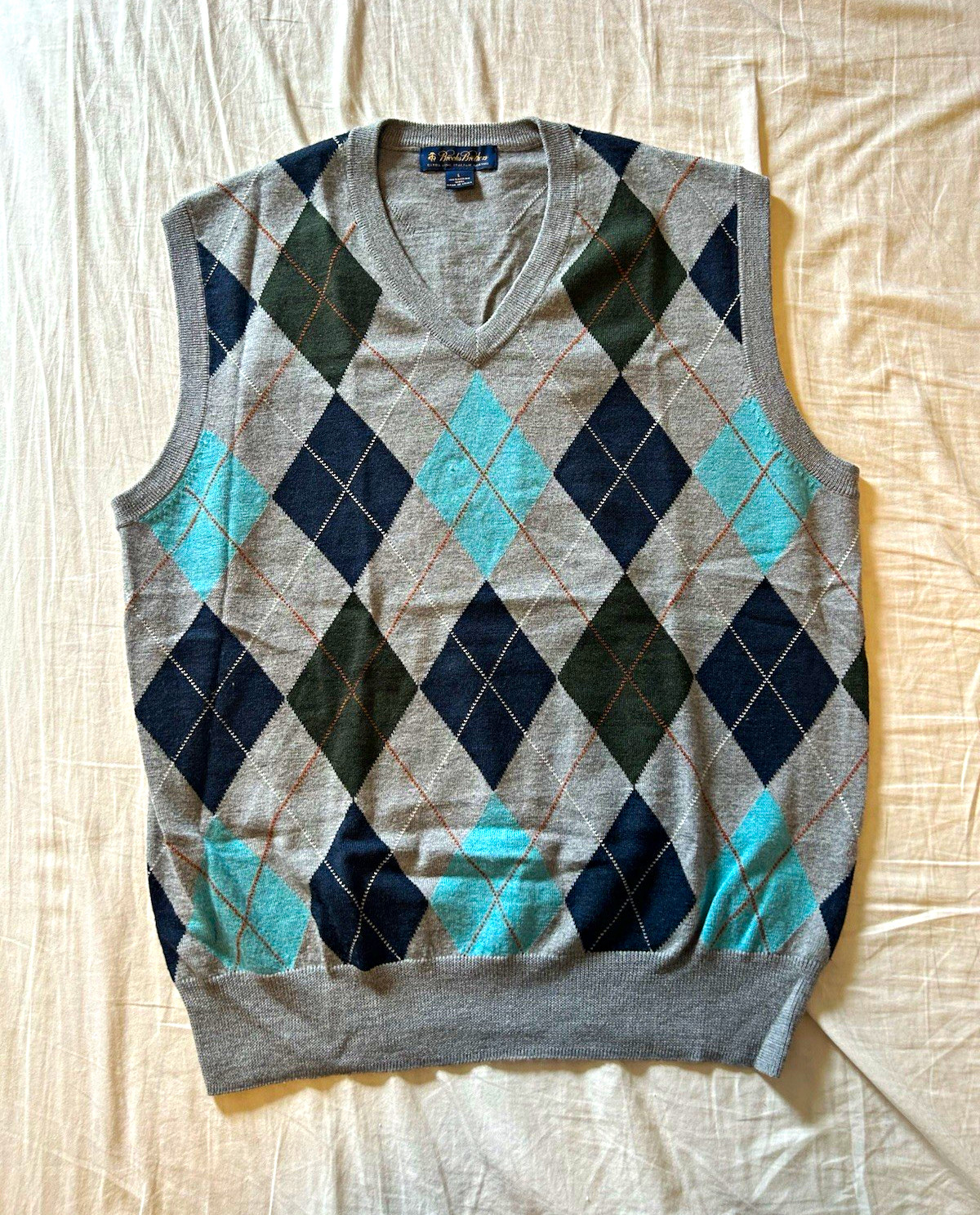 Brooks Brothers gray and navy merino wool argyle sweater vest