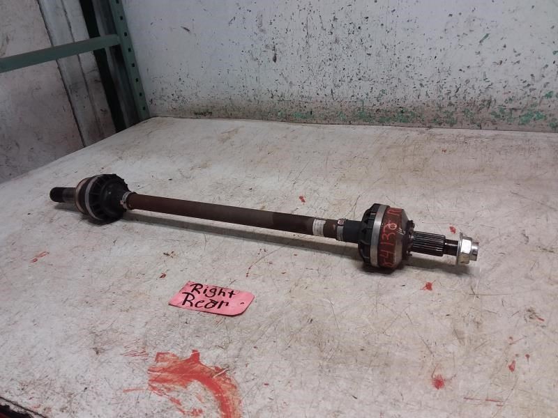 2023 MASERATI GRECALE Passenger Right Side Rear Axle Shaft OEM ID 670156926