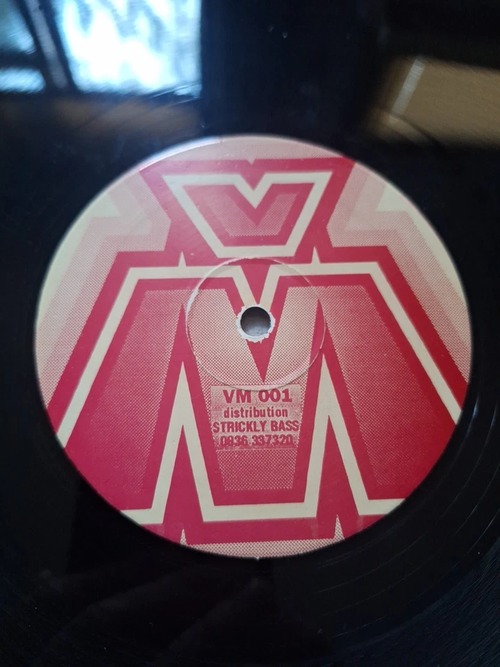 DJ NUT NUT VIRTUAL MOTION FORBIDDEN PLANET/SET MY MIND 12IN EP VM001 Foto 4 de 4