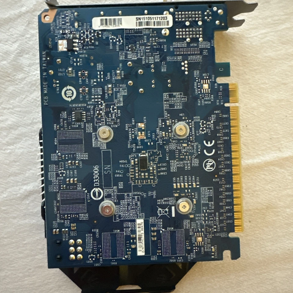 Gigabyte GTX750 GDDR5-2GB 2xDVI-I/DVI-D/2xHDMI OC GV-N750OC-2GI GPU LPV073 - Image 2 of 4