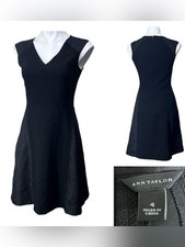 Ann Taylor Dress sz 4 Black Textured-Panel V-Neck Fit & Flare sleeveless