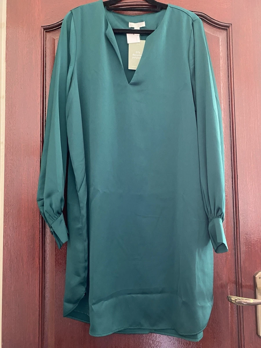 green velvet tiered dress Rihoas Elegant Emerald Green Velvet Dress Long Sleeve Mini Dress for Christmas Party Holiday Party, Green / M