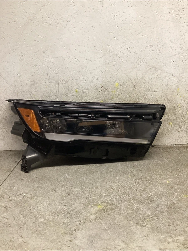 2023-2025 HONDA PILOT RIGHT RH PASSENGER SIDE HEADLIGHT OEM 33100T90A01