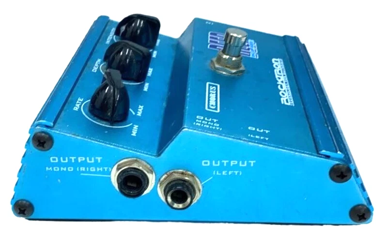Pedal efecto para guitarra Rocktron Deep Blue Stereo Chorus Foto 3 de 4