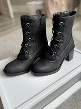 Baretraps Hadlee Women’s Heeled Black Boots Size 6M Lace Up New