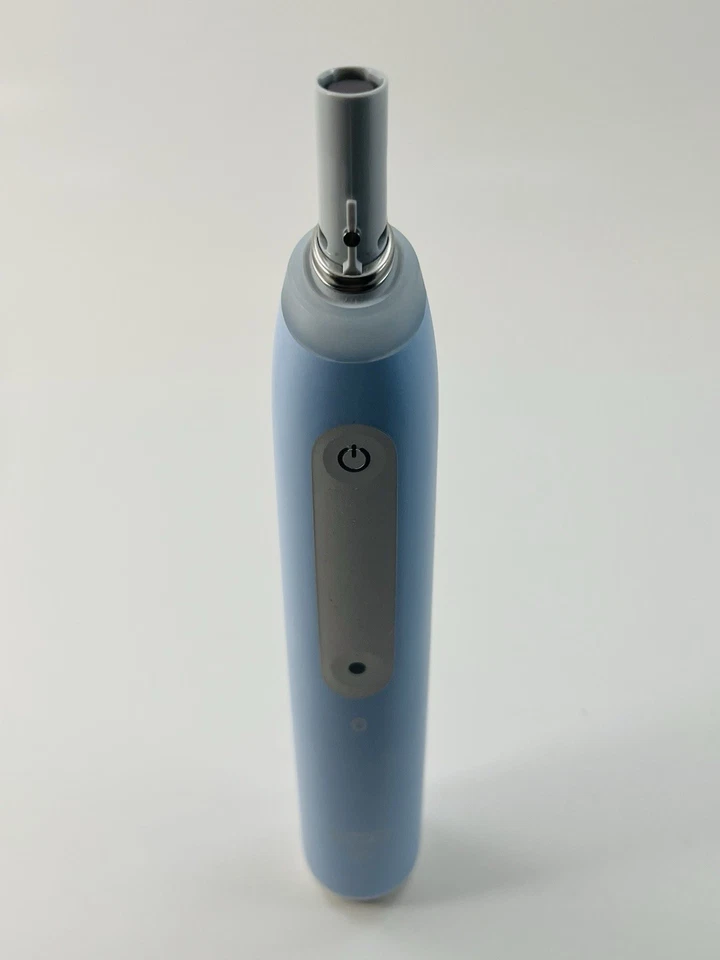 Oral-B iO Series 4 Electric Toothbrush with (1) Brush Head, Rechargeable, Blue - Image 4 of 4