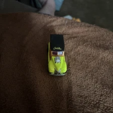 Vintage 1990 Hot Wheels '40s Ford Woodie Yellow California Cal Custom 1:64