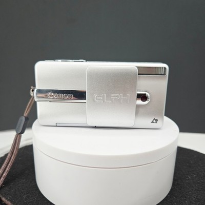 Canon ELPH Z3 APS Compact Film Camera 2x Zoom Point & Shoot.