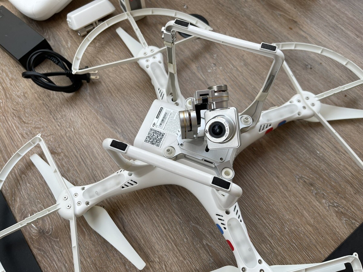 ＤＪＩ PＨＡNTOＭ2 DJI Phantom 2 Vision PLUS V3 Quad Copter Drone