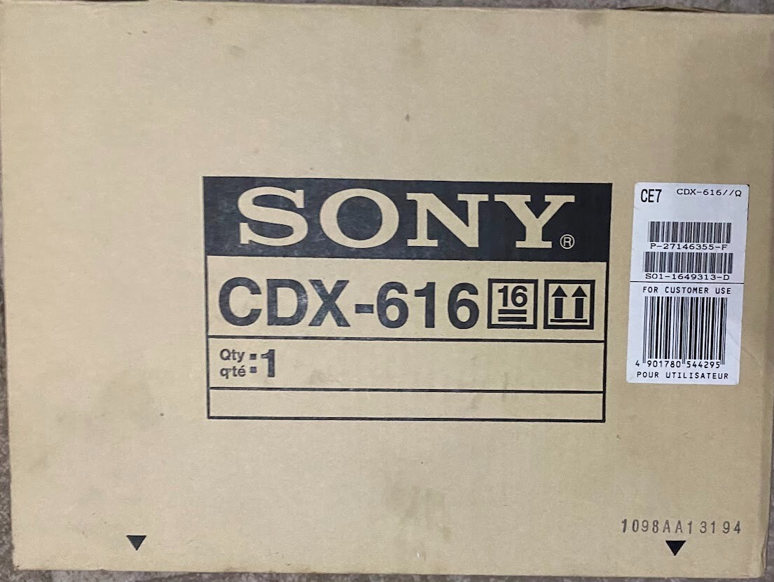 Sony CDX - 616 Cd Changer. Complete Kit In Original Box. Brand New