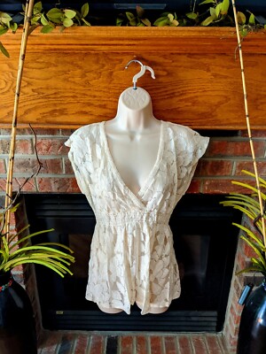 Eyelash Couture Cream Lacy Sheer Top Junior Size XL