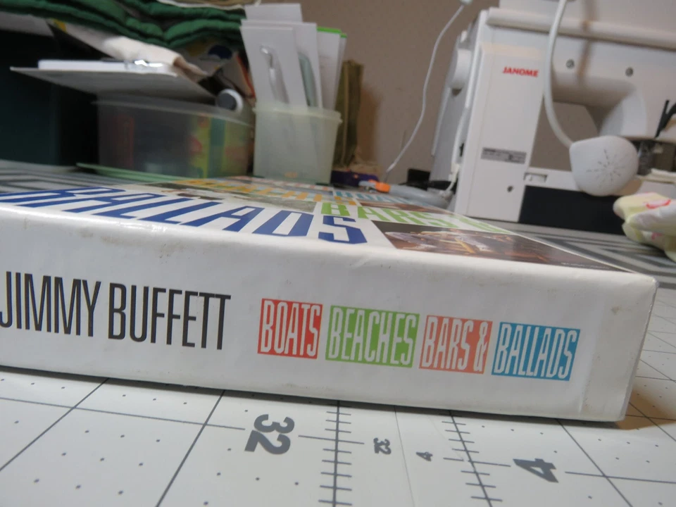 4 CDS Jimmy Buffett Boats Beaches Bars& Ballads Condition Box Set w/Handbook VGC - Image 2 of 4