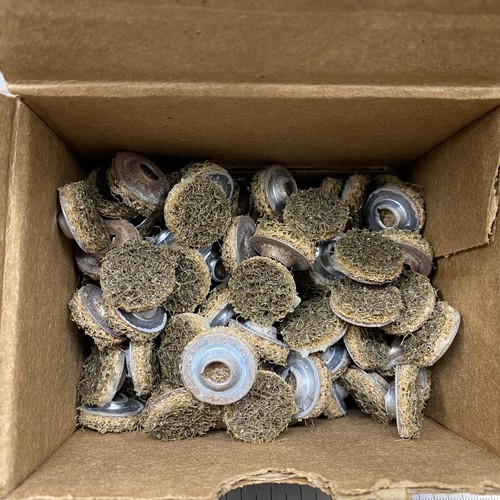 Arc 59201 Type S Quick-Lok Surface Conditioning Discs, Grade ZW, 100 PK - Picture 3 of 5
