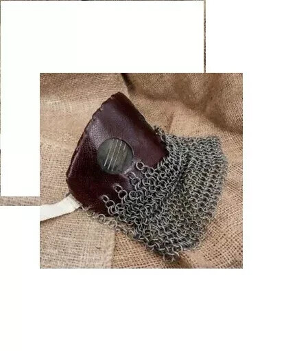 Foto 1 di 4
