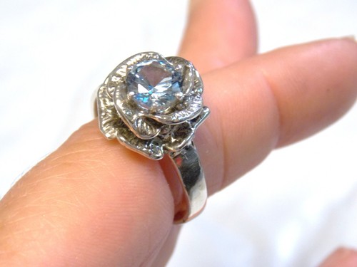 Blue Lab Spinel Size 7.5 Ring 925 Sterling Silver USA Made Vintage Style Flower - Picture 6 of 9