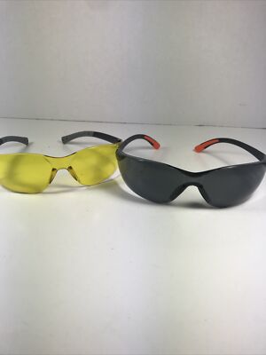 2 Safety Glasses Black Light Weight Scratch And Impact  display picture 1