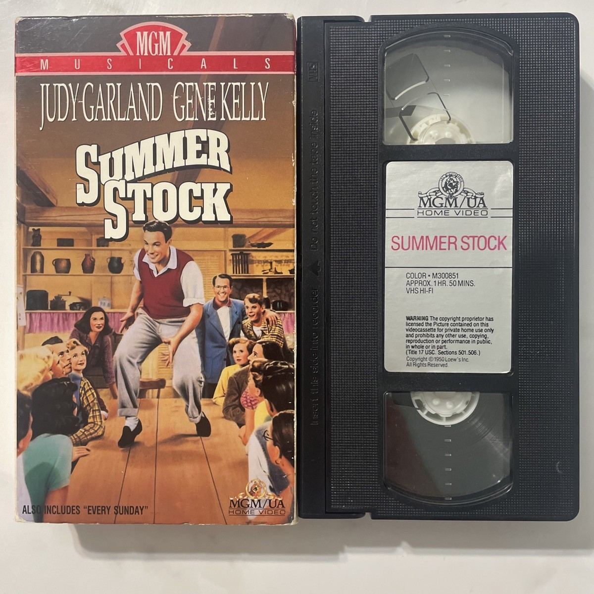 その他 Judy Garland Scrapbook [VHS] judy garland MEET ME IN ST LOUIS VHS VIDEOTAPE NEW factory sealed