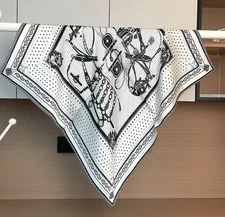 100% Mulberry Silk Square Women Scarf Bandana lantern Print 65X65cm Kerchief new