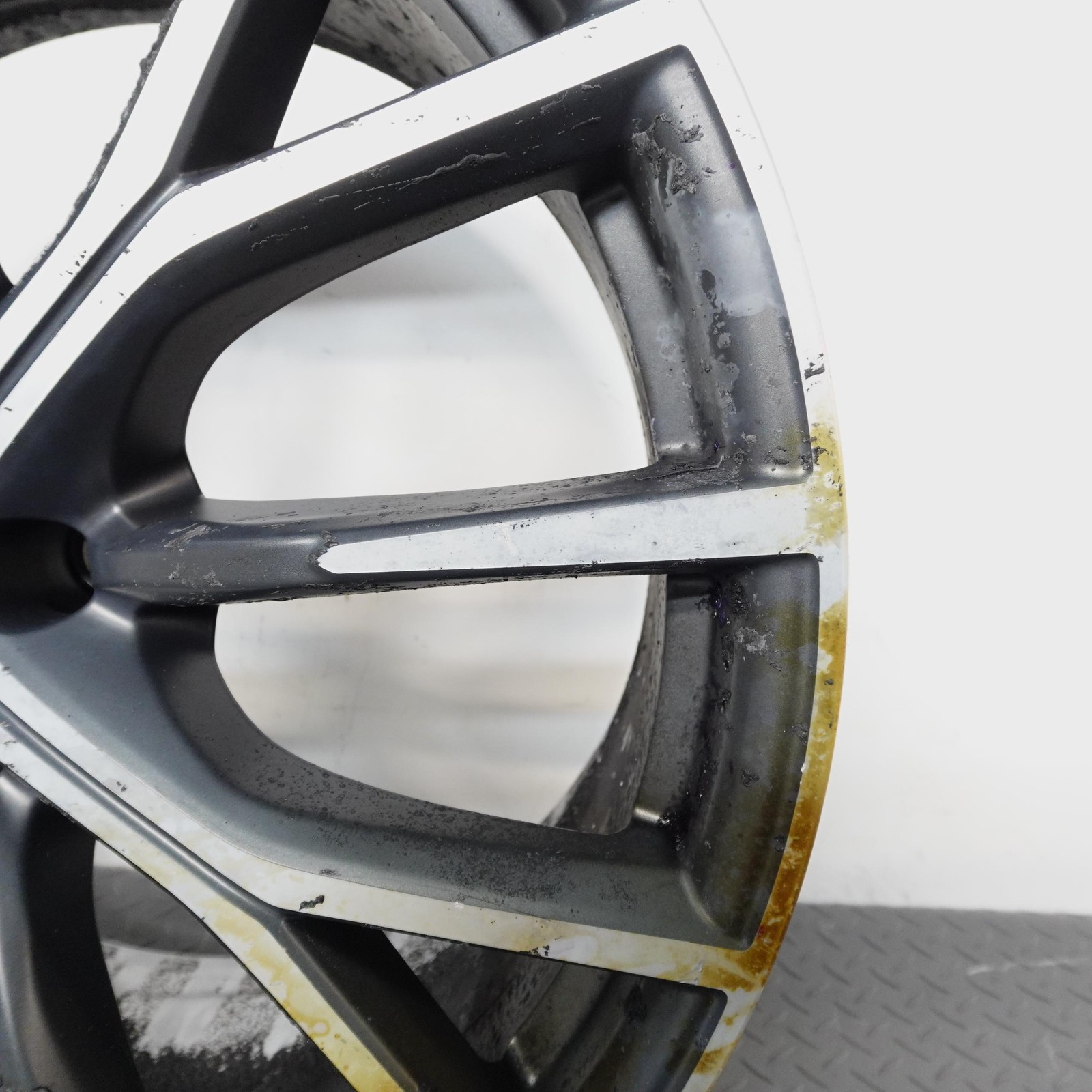 Maserati Grecale 2023-2026 FRONT Wheel P/N 670044700