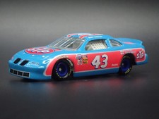 1996 96 Pontiac Grand Prix 43 Bobby Hamilton Nascar 164 Scale Diecast Car