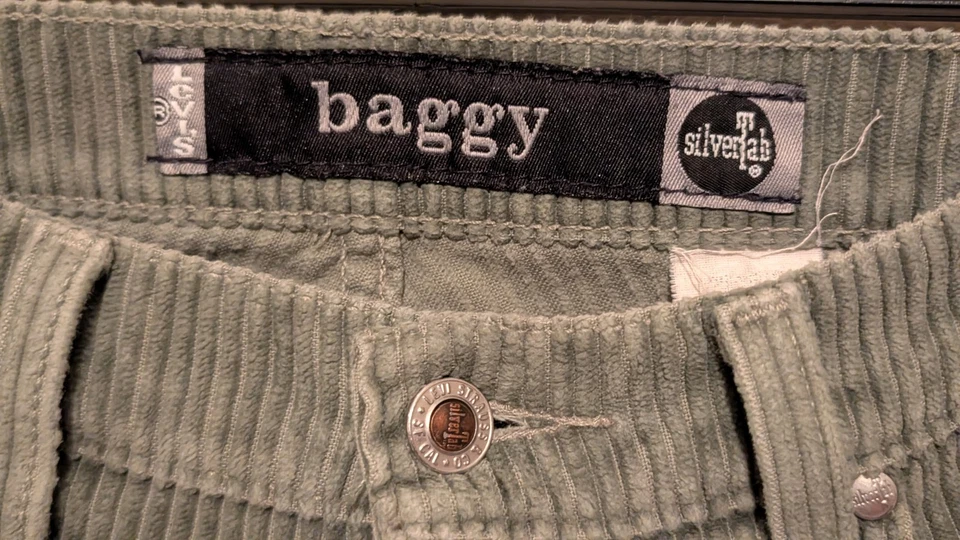 VTG Y2K LEVIS SILVERTAB BAGGY GRAY GREEN CORDUROY SKATER WIDE LEG PANTS 31 X 34 - Image 2 of 4