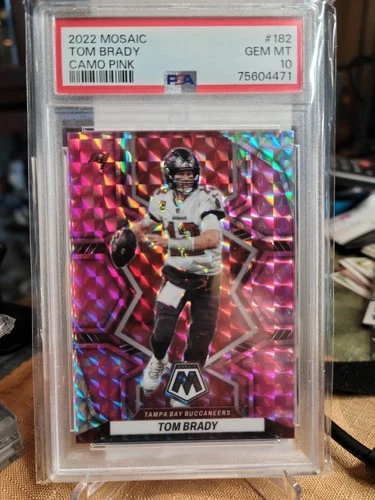 147438621 Tom Brady 2022 Panini Mosaic #182 Mosaic Camo Pink PSA 10