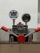 Ametek Crystal GaugeCalHP  Comparator plus  3 kpsi and 10 kpsi reference gauges