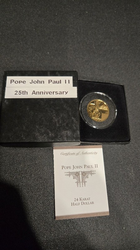 24K Gold Half Dollar Pope John Paul II Coin In Display Box COA