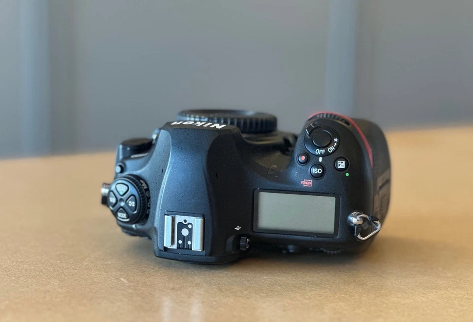 Nikon D850 Gehäuse (192.186 Ausl.) vom händler Private-Fotografie.nl - Bild 4 von 4