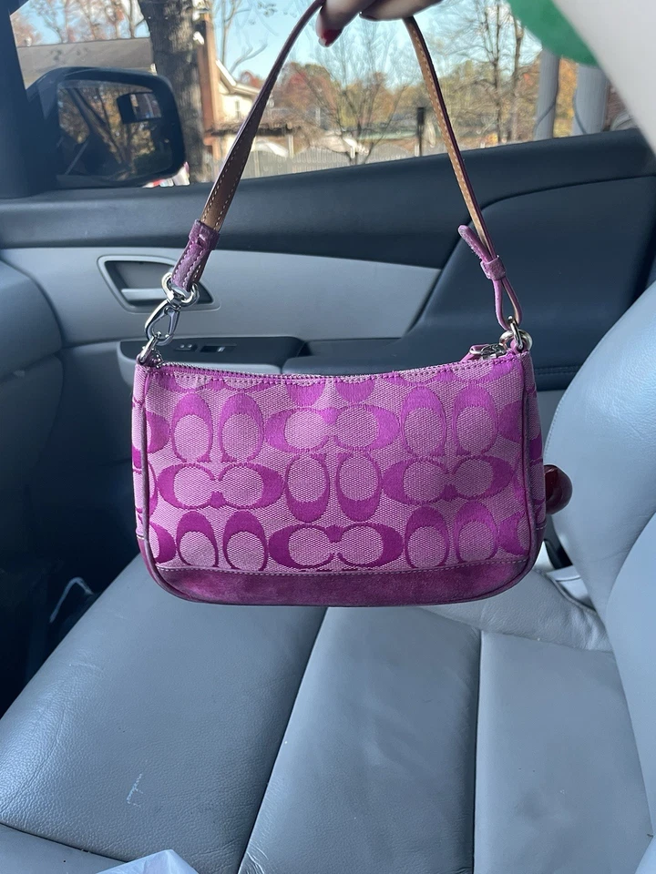 Mini Bolso Coach ROSA INTENSO Logotipo Signature Demi Hamptons Baguette Lona Cuero Y2K Foto 2 de 4