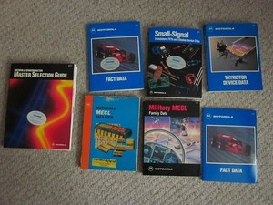 LOT OF 7 VINTAGE MOTOROLA DATABOOKS - 1980's - Early 1990's