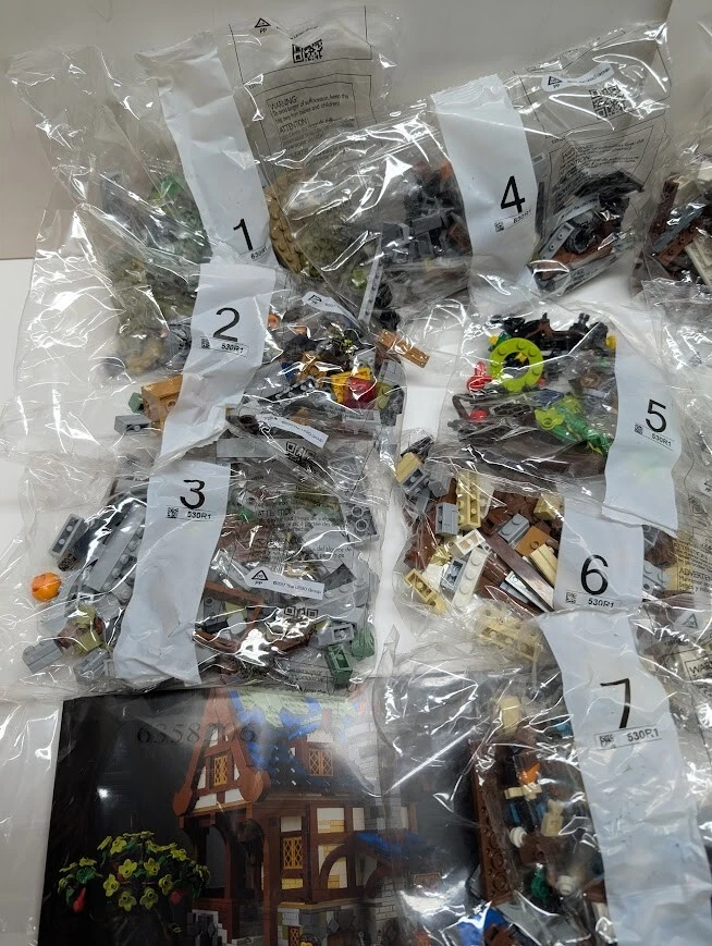 LEGO 21325 Ideas Medieval Blacksmith New With No Box But Sealed Bags - Image 2 of 3