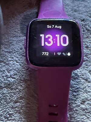Verkaufe eine gebrauchte Fitbit