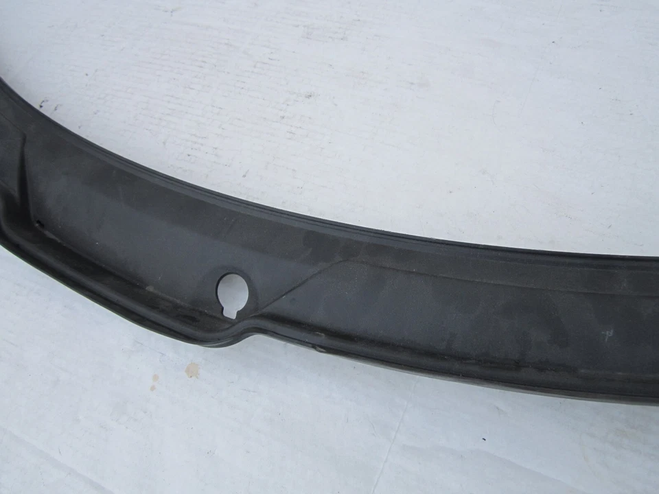 rg40461 Porsche 911 2020 2021 2022 2023 Front windshield Cowl Trim Cover OEM - Image 4 of 4