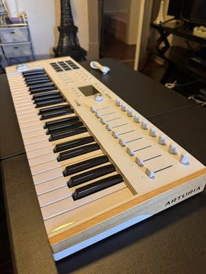 Arturia KeyLab 49 mk3 49-Key MIDI Keyboard Controller - White