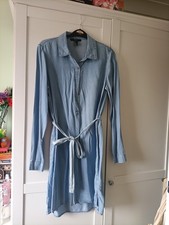 Blue long sleeved denim dress with belt detail - Forever 21 Size small 8/10