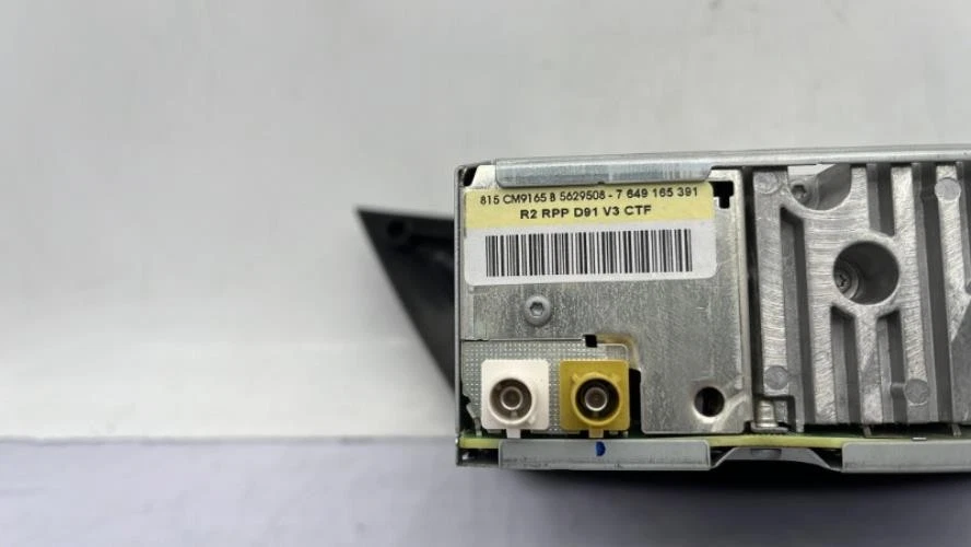 Autorradio original RENAULT LAGUNA 3 PHASE 2 281152237R - Imagen 3 de 4