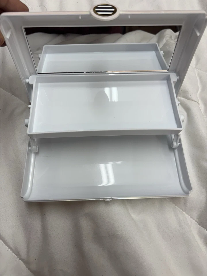 VE Step-up On The Go Jewery Cosmetic Case with Mirror Hold Cosmetics, Jewelry - Image 2 of 4